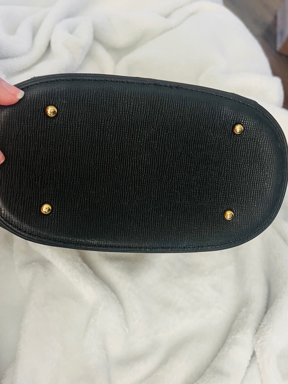 MCM Black Leather Tote with Gold Hardware - Picture 16 of 16
